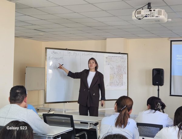 Ёс зүй, харилцаа хандлагыг төлөвшүүлэх ажлын хүрээнд ёс зүйн сургалт хийгдлээ